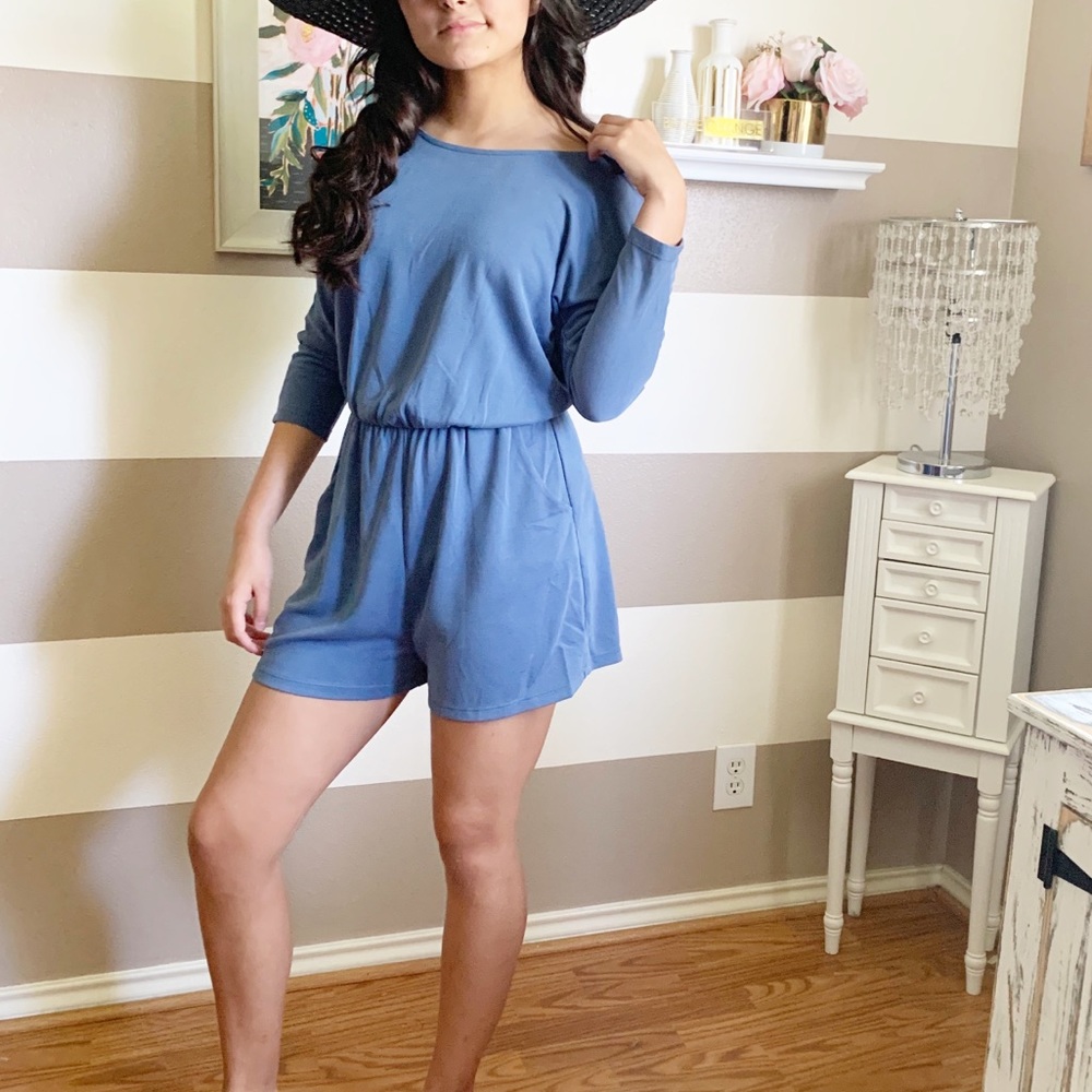 Blue casual keyhole back romper sz Medium